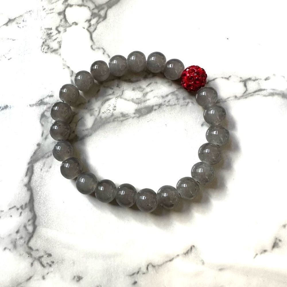 Grey beaded stretchy bracelet